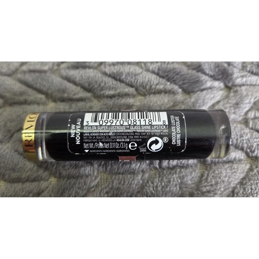 NEW Revlon Super Lustrous Glass Shine Lipstick 010 Chocolate Luster 0.11 oz